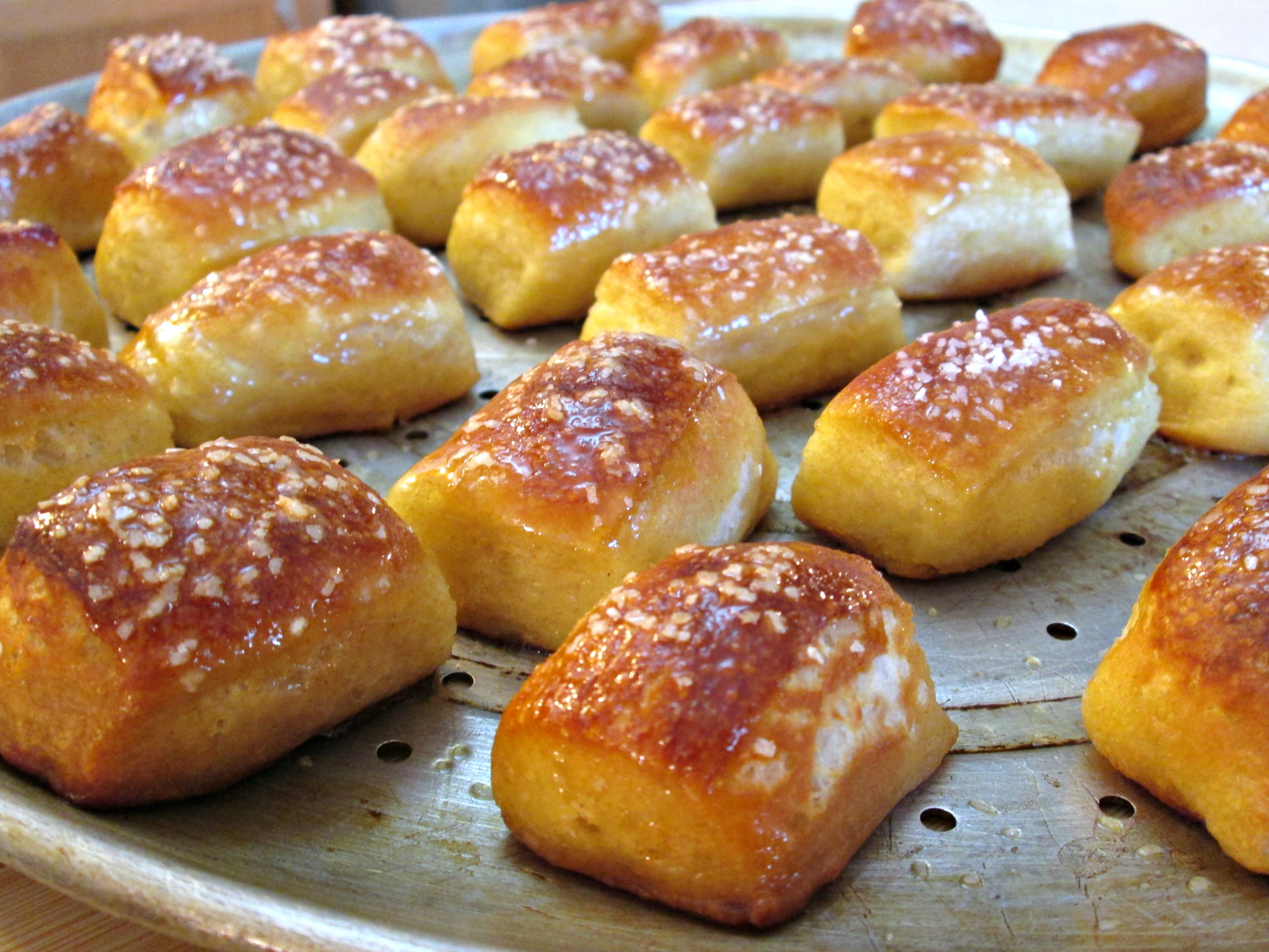 Pretzel Bites – Easy Recipe for Large Pretzels