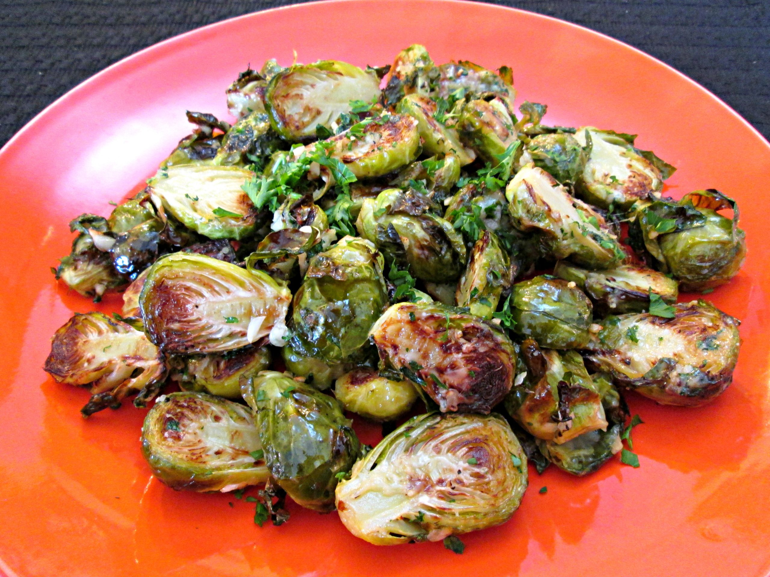 Garlic Parmesan Brussels Sprouts