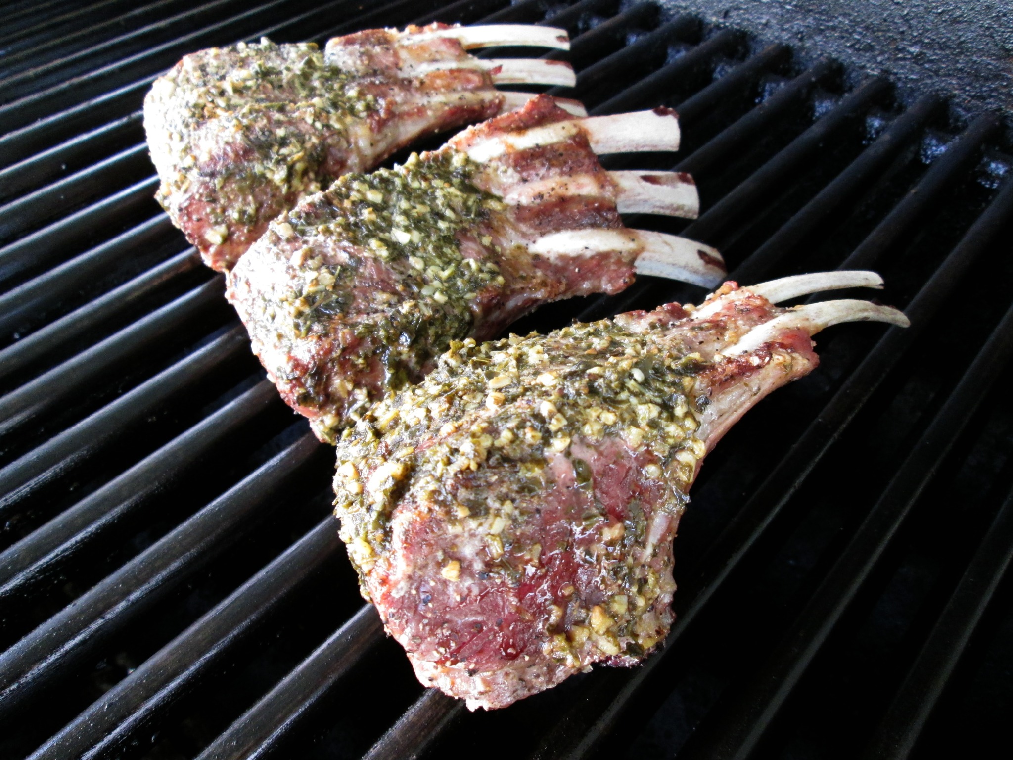 Grilled Lamb Chops with Pesto