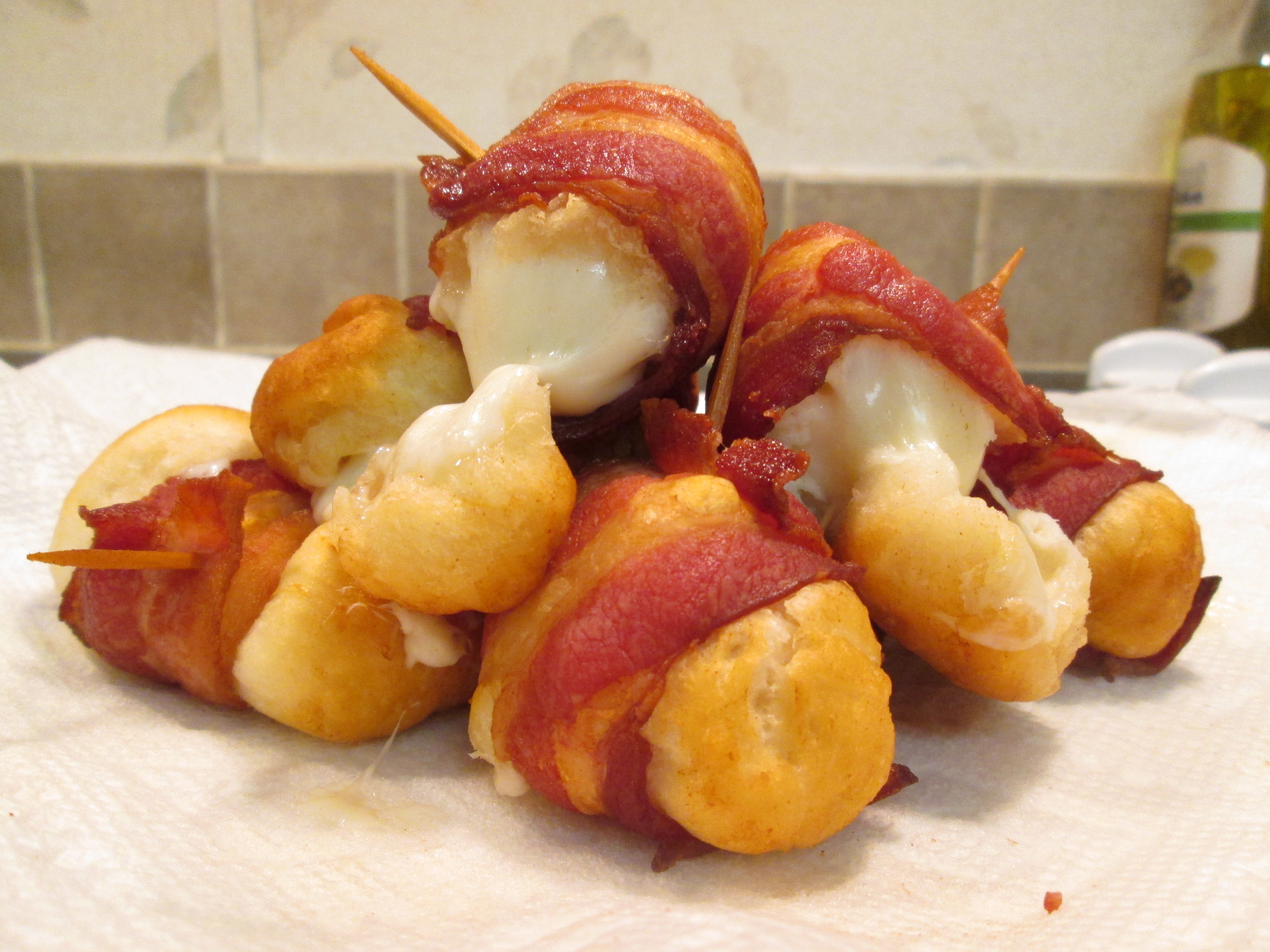 Cheese Bombers with Bacon